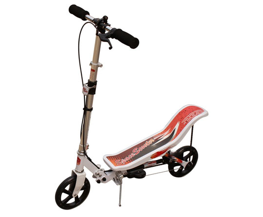 Le space scooter, trottinette blanche